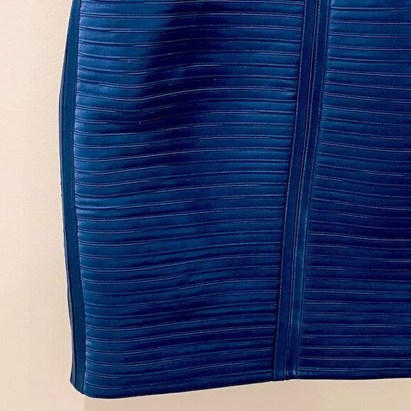 BCBG MAX AZRIA Rivas Sleeveless Bandage Dress Blue Depth Size 6 NWOT - Picture 5 of 5